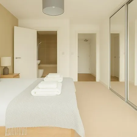 Modern & Quiet Islington Near King's Cross * London