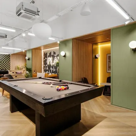Apartment Luxury 2br Flat With Gym, Games Room, Cinema & Parking In Chiswick