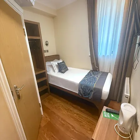Hotel Olympia 3*
