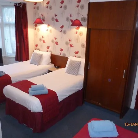 Apartamento ¿Cuáles son los mejores hoteles cerca de Coca-Cola London Eye? *