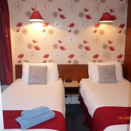 ¿Cuáles son los mejores hoteles cerca de Coca-Cola London Eye? * Londres