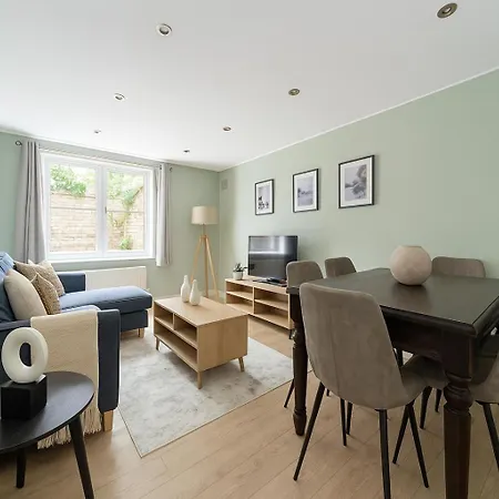 2 Bed In Clapham * Londres