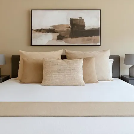 Time Elegance In Haggerston * Londen