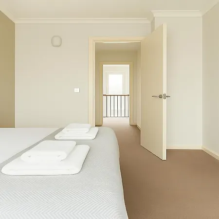 Stylish Duplex Near Surrey Quays & Canada Water Apartment