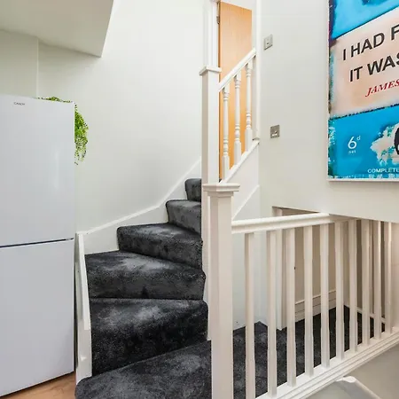 Welcome Notting Hill Apartment
