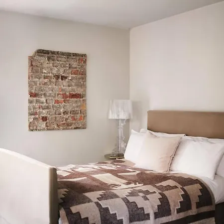 Apartment Converted Flat *