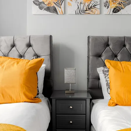 Artistic And Charming 3br 2bath House Marylebone Сasa de vacaciones