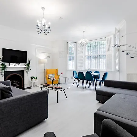 Luxurious & Spacious 2br Apr In Earls Court! Apartment *
