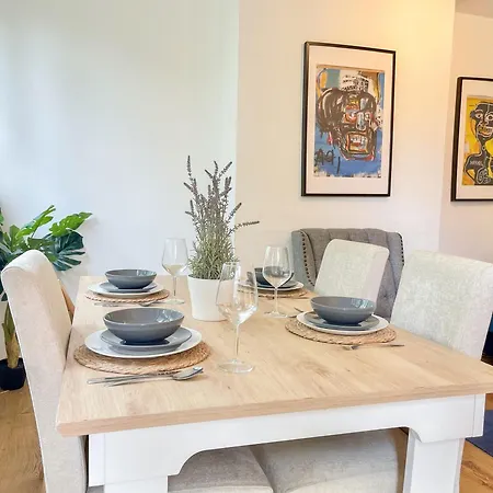 Charming 3-bedroom Flat With Balcony In Finsbury Park Londres