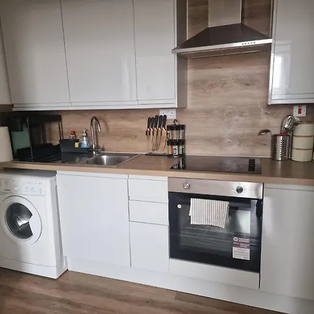 2br Earls Court Prime Location 伦敦