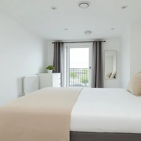 Modern In Colindale Apartamento *