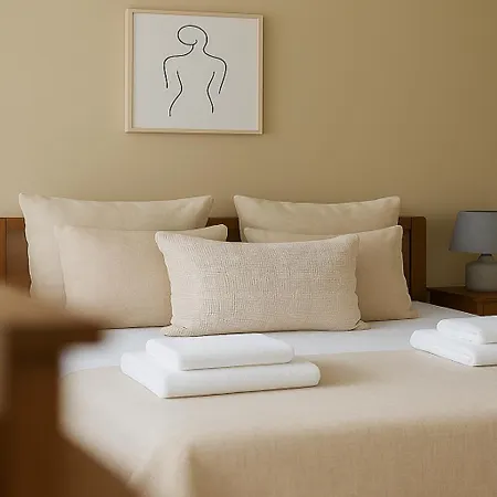 Calm - St Katharine's Residences *