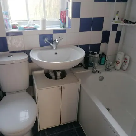 Beautiful And Cosy In Morden * Morden (Greater London)