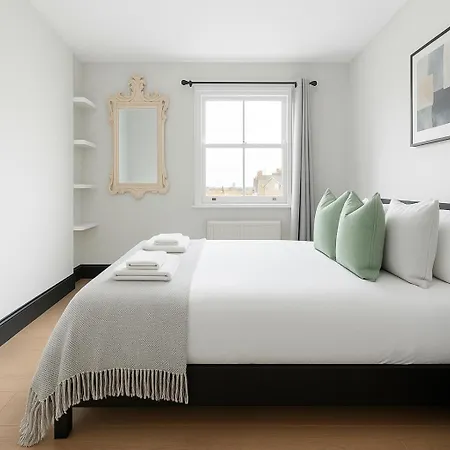 Apartment 2 Bed Flat Near Portobello *