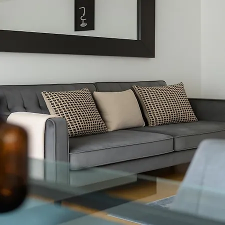 2 Bed Apartment In Camden