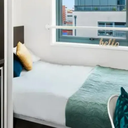 Student Only Bronze Upper Level At Chapter Islington * London