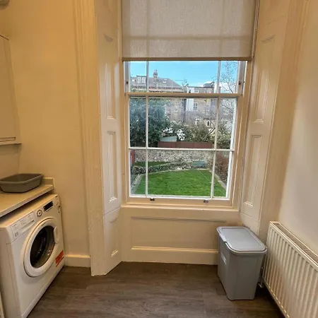 Apartment Charming Belsize Park *
