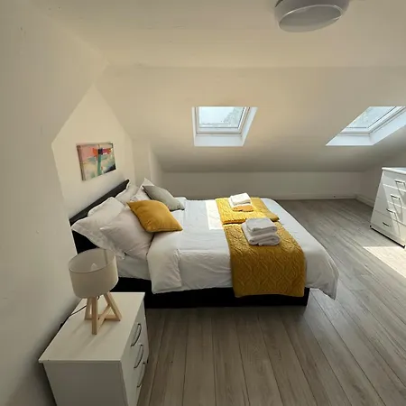 Tranquil 2br In * Thornton Heath