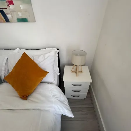 Tranquil 2br In Apartamento Thornton Heath