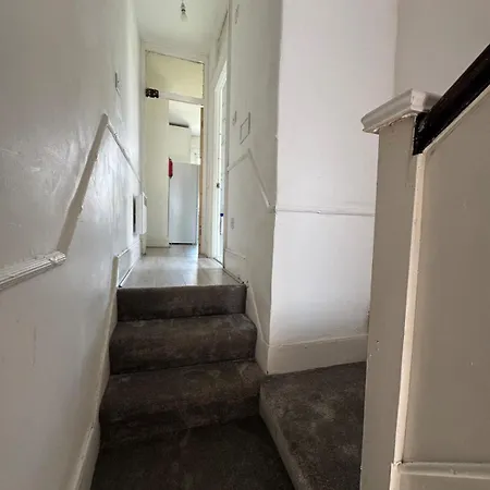 Apartamento Tranquil 2br In *