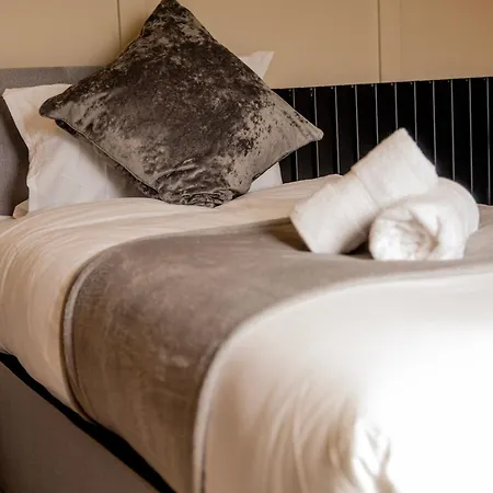 Fresh & Modern Sleeps 3 *