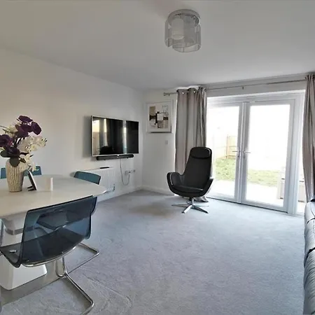 Holiday home 5 Bed And 3 Bath House In London