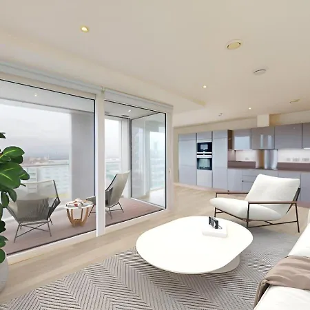 The Place- Greenwich 2-Bed Flat Apartment