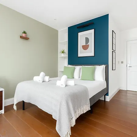 Hackney - Near Fields * London