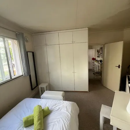 In Victoria Sw1, Spacious One Bedroom By The River Thames