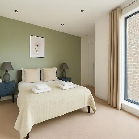 Apartment Bright 1-bed Flat With Large Private Terrace - Streatham