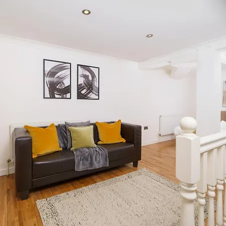 Apartment Modern 3br - Flat Sleeps 8 - Walk To Liverpool St London