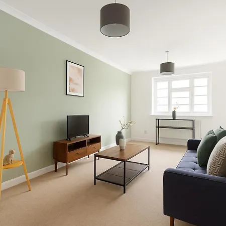 Spacious 1br Flat In Hackney - Modern & Bright 伦敦