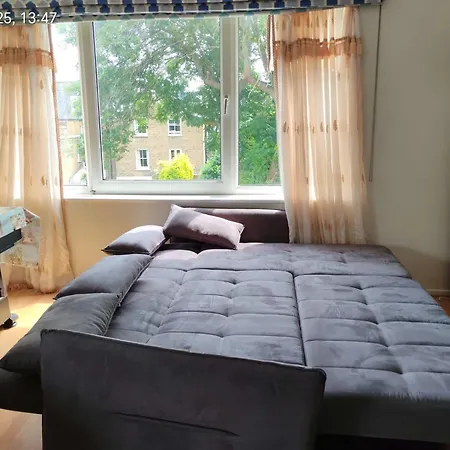 Apartment Quiet & Family 2 Beds Flat In W6 London