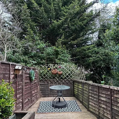 Holiday home Spacious 4br In Greenwich *