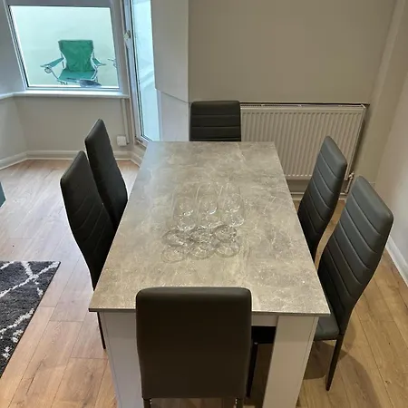 Spacious 4br In Greenwich * Plumstead (Greater London)