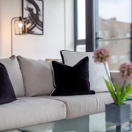 Full Of Light 3br Flat In Hackney Apartamento *