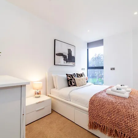 Full Of Light 3br Flat In Hackney