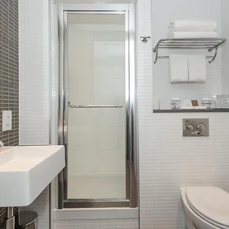 Doubletree By Hilton - Tower Of Hotell