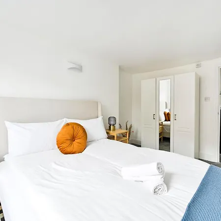 Fitzrovia Cosy