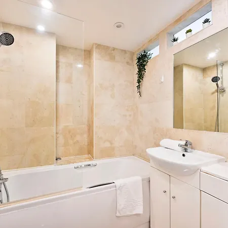 Fitzrovia Cosy Apartamento *