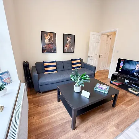 Cosy 2-bedroom Flat With Free Wi-fi In Shepherds Bush Near Westfield Apartment London