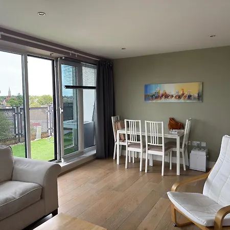 Penthouse In Bromley