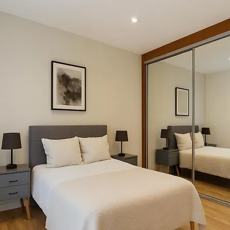 Stylish Flat In The Heart Of Kentish Town London