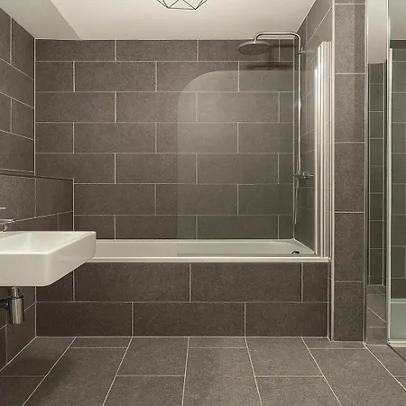 2 Bed Flat In Camden With Garden