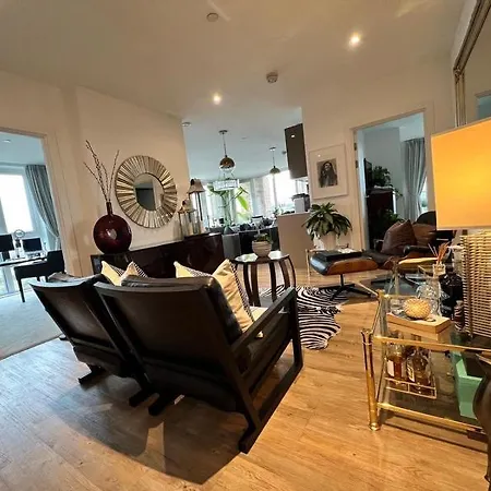 Luxury Nest In The Glow Apartamento *