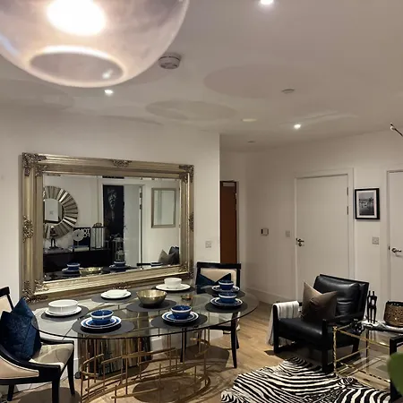 Apartamento Luxury Nest In The Glow
