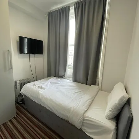 The Chapter - Princes Square Hotel
