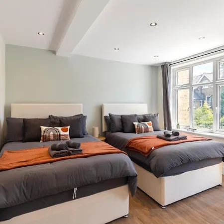 Kew Garden 2br Sleeps 9 Near London
