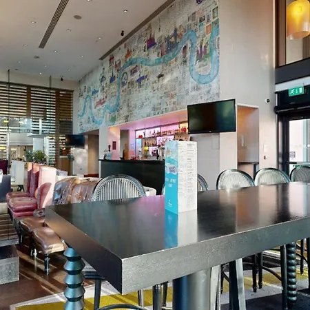 希尔顿伦敦希思罗机场5号航站楼酒店 酒店 希思罗