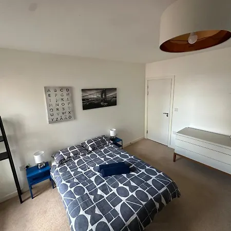 Wembley Stadium 2 Bedroom - 1 Minute Walk Apartamento